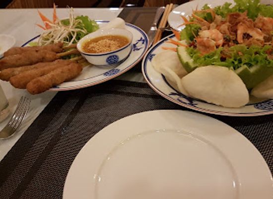 vietnam/hue/phu-thanh/restaurant/serene-cuisine-restaurant