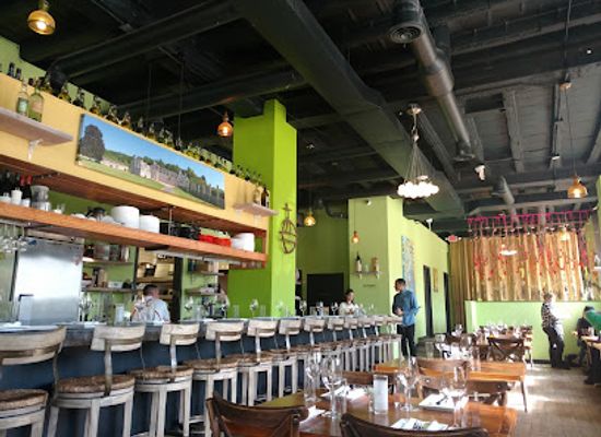 michigan/mid-michigan/restaurant/chartreuse-kitchen-cocktails
