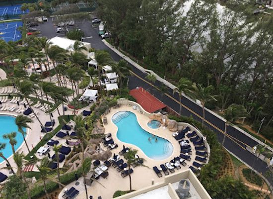 florida/gold-coast/restaurant/ocean-bar