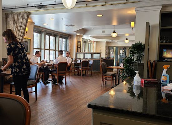 south-carolina/charleston/king-street-historic-district/restaurant/the-swamp-fox-restaurant