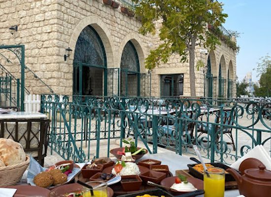 qatar/doha/katara-cultural-village/restaurant/bayt-el-talleh-restaurant