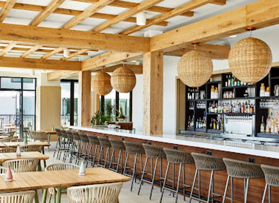 florida/first-coast/restaurant/sandbar-jax-bch