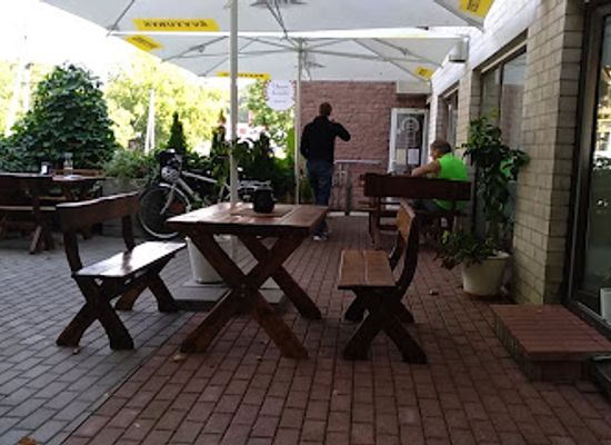 lithuania/vilnius/uzupis/restaurant/uzupio-kiemelis