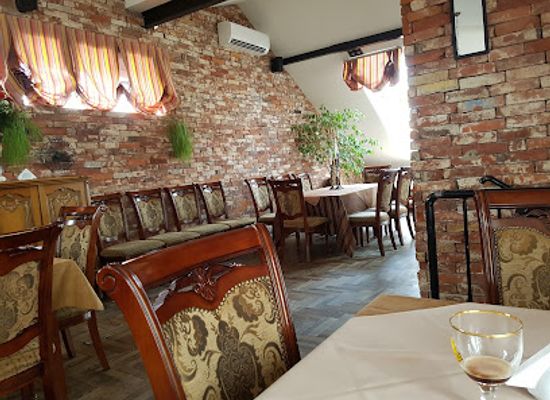 lithuania/jonava/restaurant/jonavos-vara