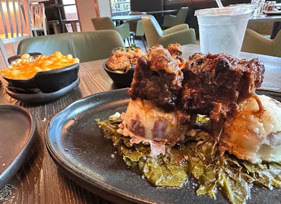 kentucky/covington/restaurant/honey-uninhibited