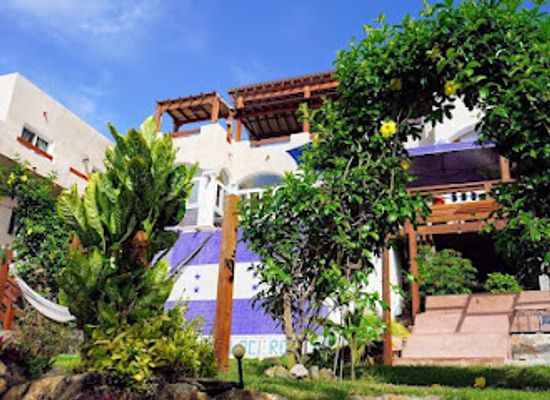 honduras/roatan/restaurant/bella-s-place-roatan