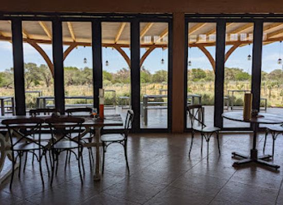 namibia/omaruru/restaurant/erongo-mountain-winery