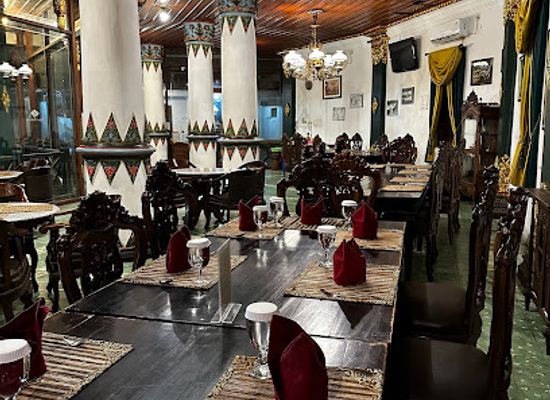 indonesia/yogyakarta/kotagede/restaurant/sekar-kedhaton-restaurant