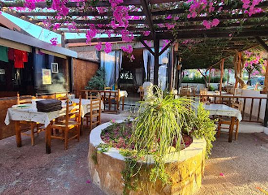 cyprus/makronissos-peninsula/restaurant/kafkaros-tavern
