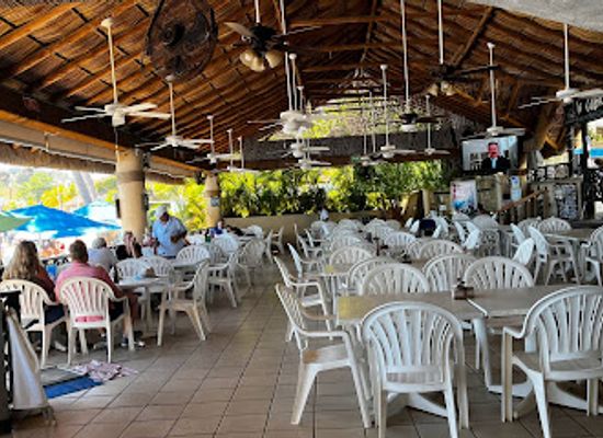 mexico/acapulco/restaurant/la-cabana-de-caleta