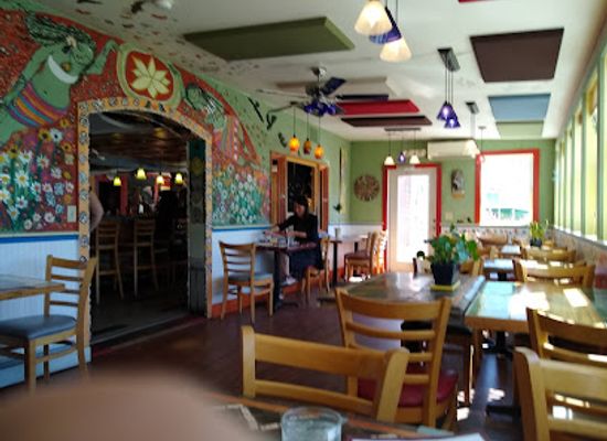 new-hampshire/white-mountains/restaurant/gypsy-cafe