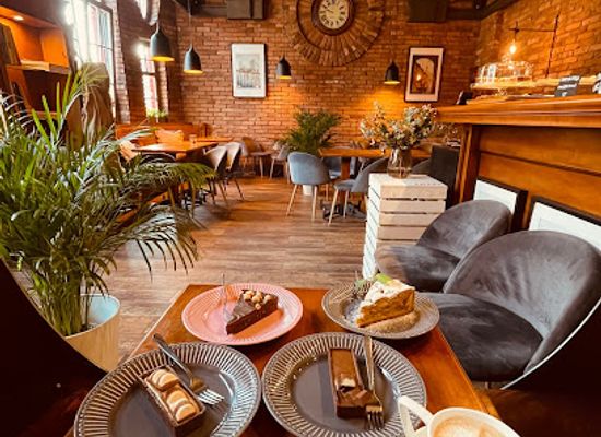 poland/silesia/restaurant/maola