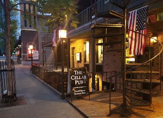 idaho/sun-valley/restaurant/the-cellar-pub