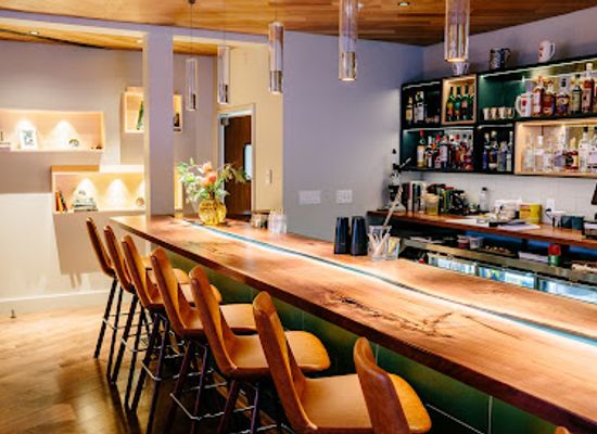 maine/biddeford/restaurant/magnus-on-water