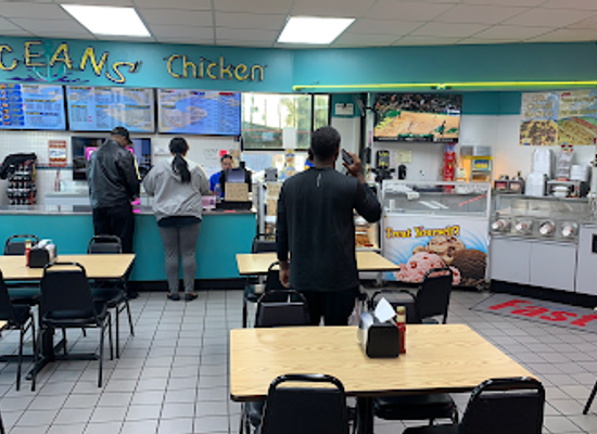 arkansas/pine-bluff/restaurant/ocean-s-fish-chicken