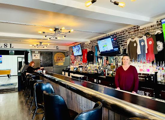 michigan/the-thumb/restaurant/lake-street-local