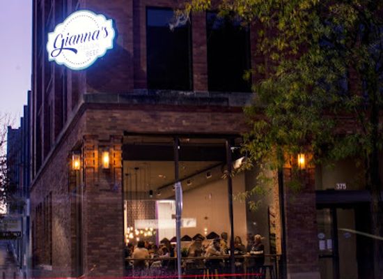 iowa/cedar-rapids/restaurant/gianna-s-italian-beef