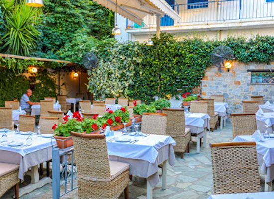 greece/skiathos/restaurant/paraxenos-restaurant