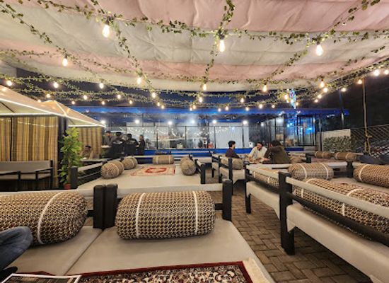pakistan/lahore/johar-town/restaurant/the-lamb-house