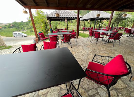 albania/kruje/restaurant/restorant-dush-kau