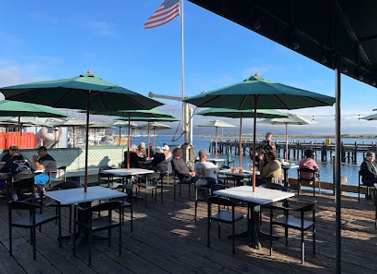 california/central-coast/restaurant/tognazzini-s-dockside-restaurant