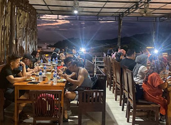 indonesia/komodo-national-park/restaurant/pesona-bali