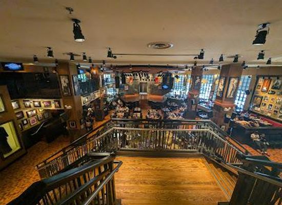 indiana/northwest-indiana/restaurant/hard-rock-cafe