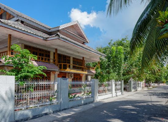 indonesia/pulau-wakatobi/restaurant/reddoorz-near-lakota-beach-tomia-wakatobi