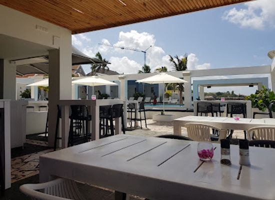 curacao/st-joris-bay/restaurant/saint-tropez-ocean-club
