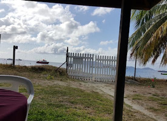 grenada/carriacou-and-petite-martinique/restaurant/palm-beach-restaurant-bar