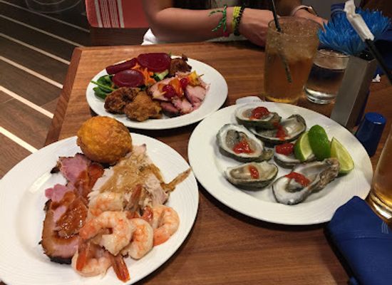 the-bahamas/andros-town/restaurant/regatta-buffet