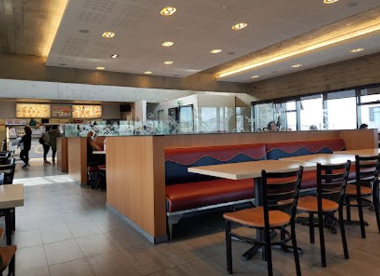iceland/reykjanes-peninsula/restaurant/kfc