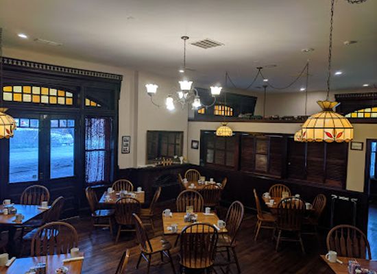 kansas/glaciated-region/restaurant/the-depot