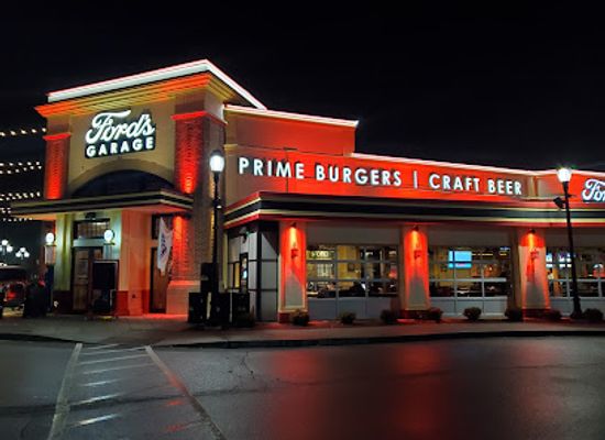 indiana/crossroads-of-america/restaurant/ford-s-garage-noblesville