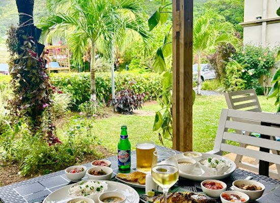 seychelles/ile-souris/restaurant/ezzy-foods-x-the-seaboard-apartments