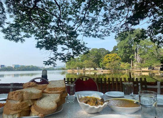 sri-lanka/kurunegala-district/restaurant/diya-dahara