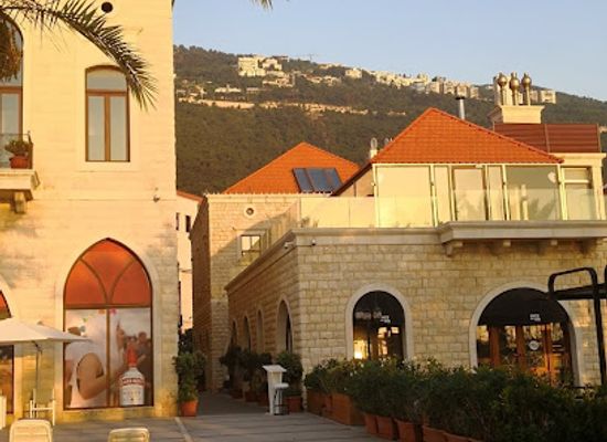 lebanon/jounieh/restaurant/hayali-bay