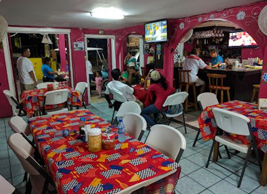 belize/san-pedro/san-pedro-town/restaurant/pupuseria-salvadoreno