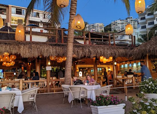 mexico/puerto-vallarta/hotel-zone/restaurant/el-dorado-restaurant