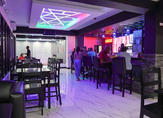 jamaica/kingston/restaurant/seven-ultra-lounge