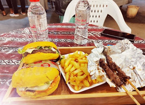 oman/nizwa/restaurant/majestic-burger