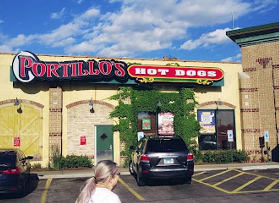 illinois/oak-lawn/restaurant/portillo-s-oak-lawn
