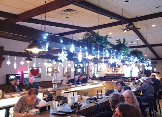 wisconsin/fox-river-valley/restaurant/dick-and-joan-s-220-club