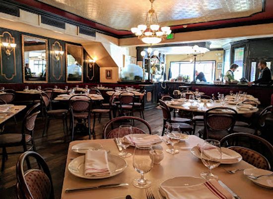 maryland/baltimore/restaurant/petit-louis-bistro