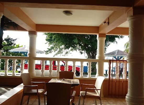 grenada/guava/restaurant/laurena-ii