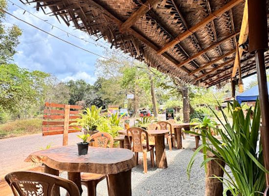 sri-lanka/hill-country/restaurant/in-to-the-wild