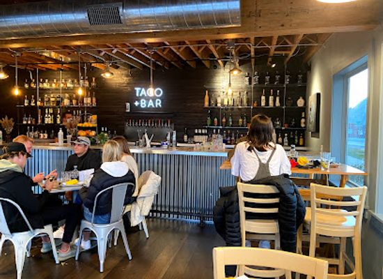 michigan/holland/restaurant/taco-bar