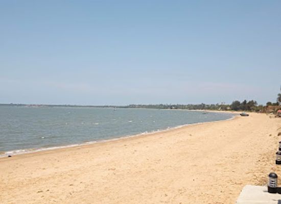 mozambique/lake-niassa/restaurant/restaurante-o-farol