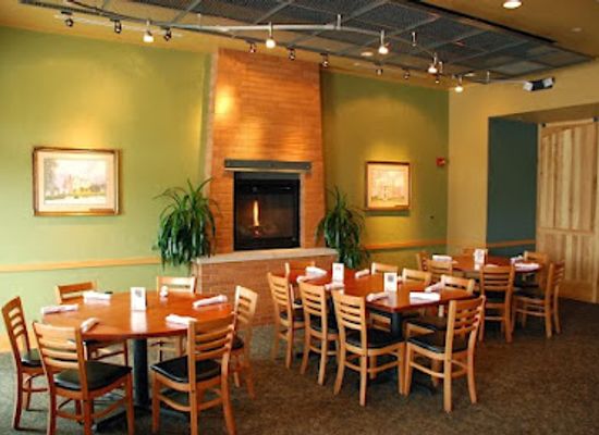 nebraska/sandhills/restaurant/lazlo-s-brewery-grill-omaha
