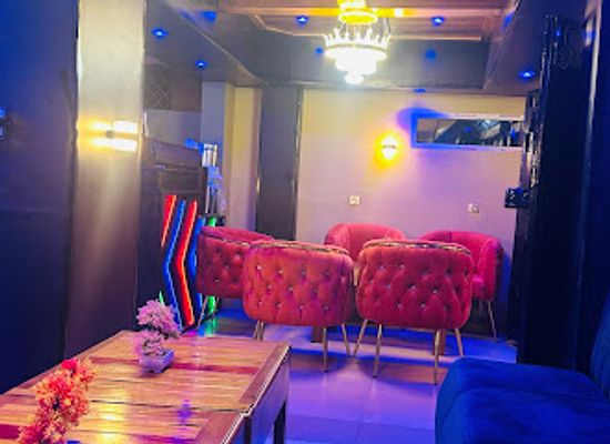 cameroon/bamenda/commercial-avenue/restaurant/base-lounge-and-restaurant